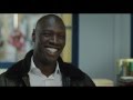 The Intouchables Official Trailer